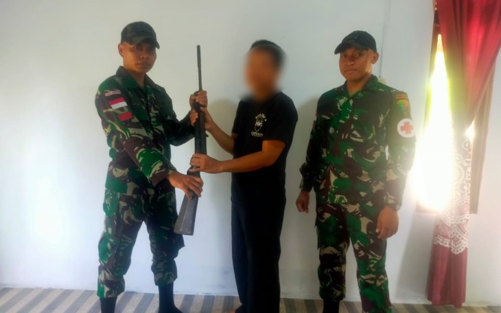 Terima senpi rakitan warga perbatasan 