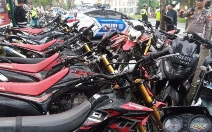 Puluhan Motor Berknalpot Brong yang diamankan