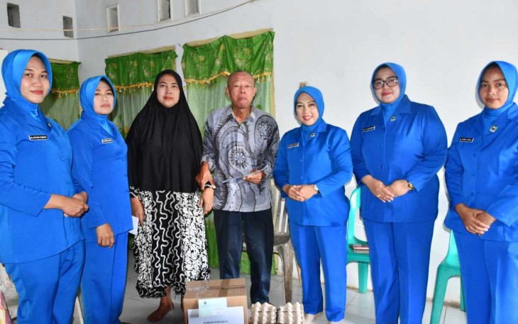 Anjangsana Ke Warakawuri TNI AL Di Makassar