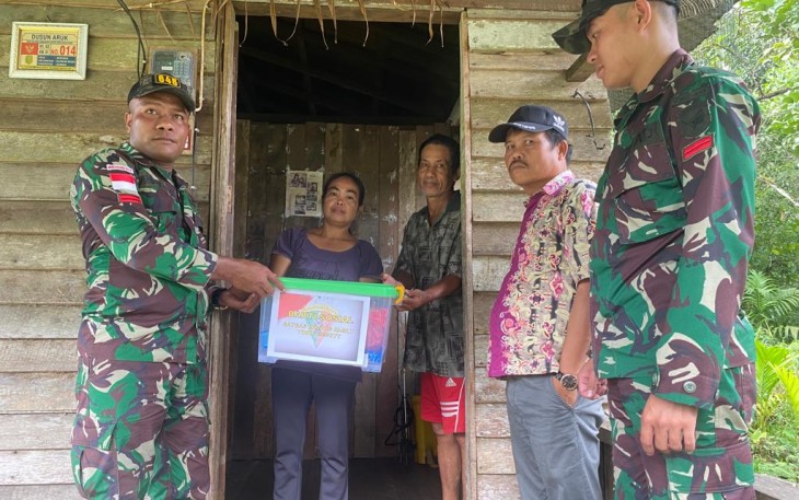 Paket sembako warga perbatasan 