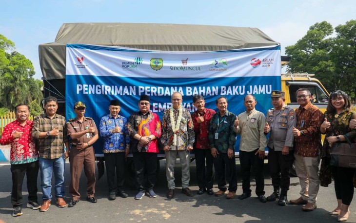 Pelepasan pasokan bahan baku jamu ke PT Sido Muncul 