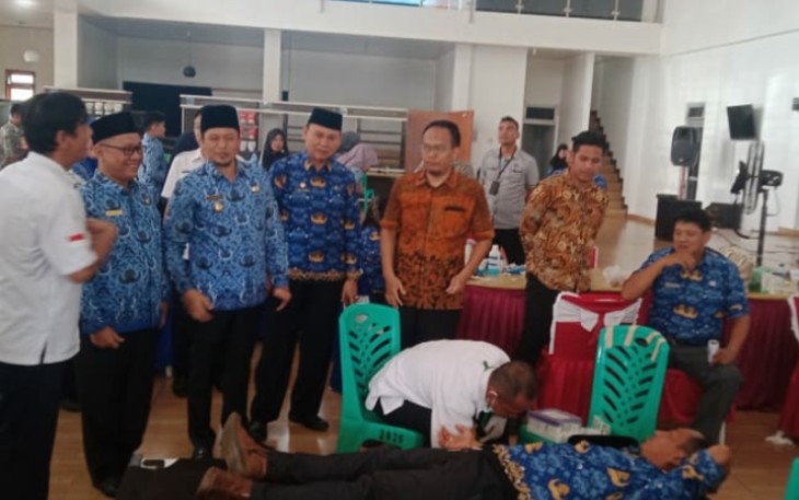 Wabup Kaur Tinjau Kegiatan Donor Darah