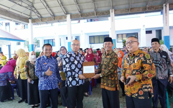 Sertifikasi Guru dan THR Cair