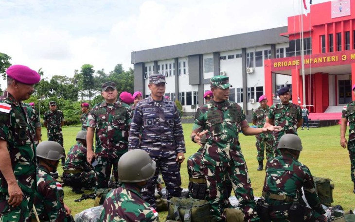 Pengecekan Satgasmar Pam Pulau Terluar Wilayah Papua