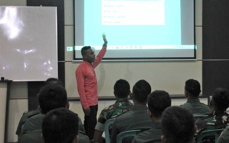 English Course Prajurit Menarmed 2 Kostrad 