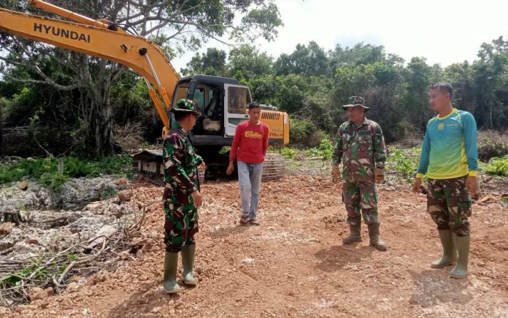 Pengecekan alat berat di lokasi TMMD ke 117 Kodim 1411/Bulukumba 