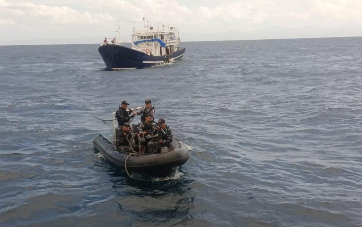 SAR dan Evakuasi KM Sahabat di perairan Halmahera Selatan, Rabu (9/8)