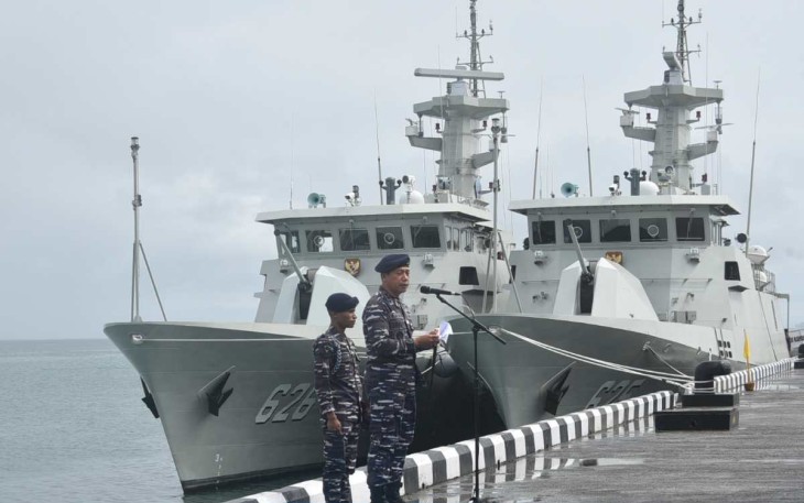 Pangkoarmada III Laksda TNI Rachmad Jayadi saat memberikan sambutan ucapan selamat Kapal Cepat Rudal terbaru jajaran Koarmada III, Jum'at (25/8)