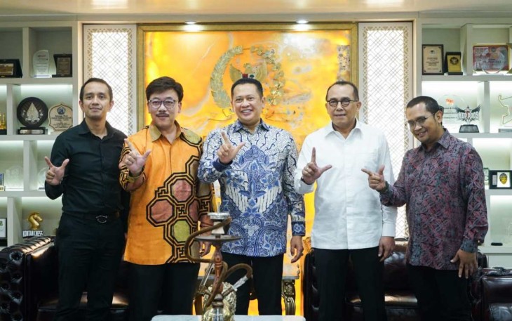 Bambang Soesatyo bersama Direksi Eskayvie Global Malaysia di Jakarta, Kamis (31/8)
