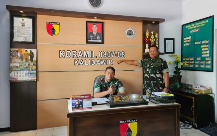 Danramil 08/Kalidawir Kapten Inf Hariyanto 