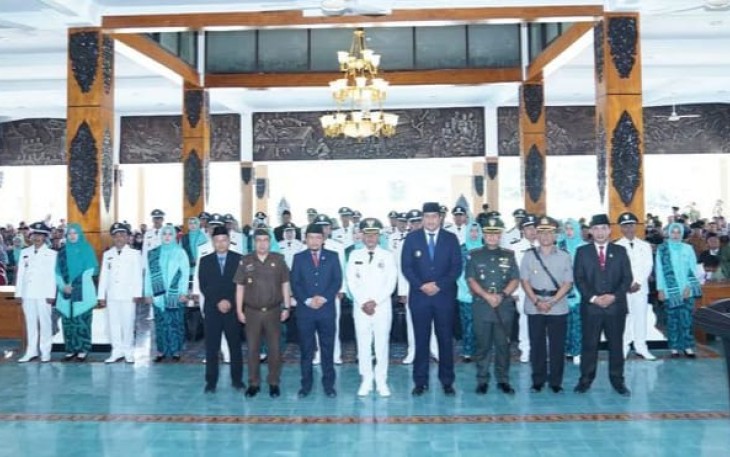 Pelantikan Kades Terpilih di Pendopo Kab. Pacitan, Kamis (19/10)