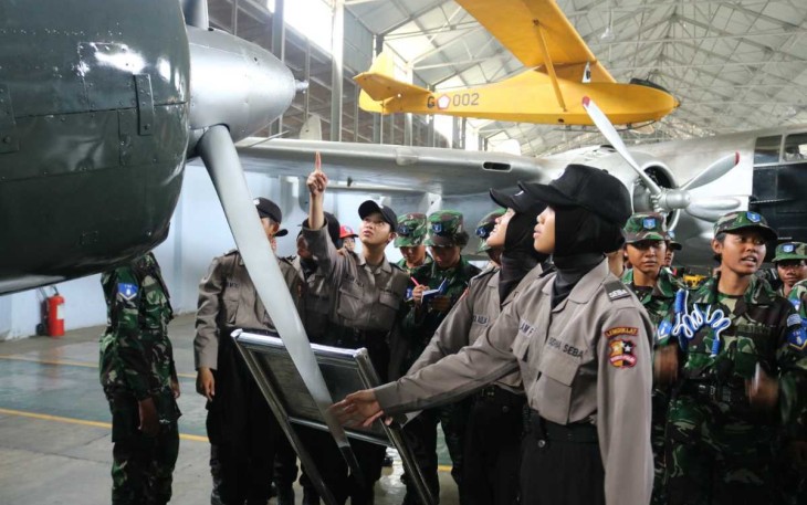 Siswa Diklat Integrasi TNI - Polri saat mengunjungi Muspusdirla, Rabu (25/10)