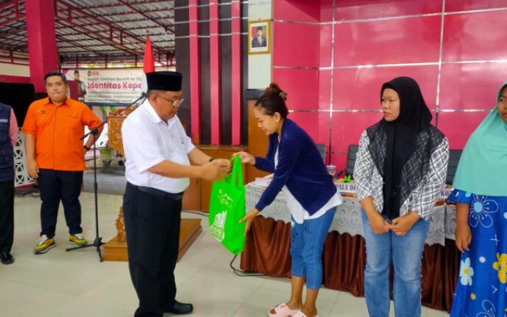 Walikota Blitar Santoso Salurkan Bantuan Pangan ke Warganya yang Rentan Stunting