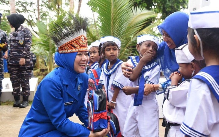 Ketum Jalasenastri Ny Fera Muhammad Ali