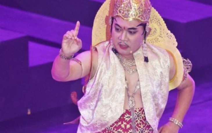 Kasad Jenderal TNI Dudung Abdurachman saat memerankan Batara Guru dalam lakon Pandawa Boyong 