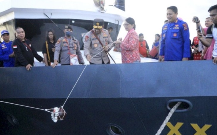 Kapolda NTT Irjen Pol Johni Asadoma resmikan Kapal Patroli Tipe C1