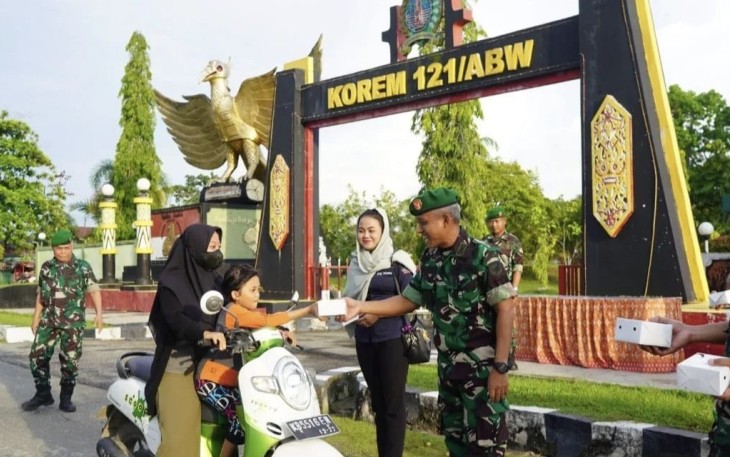 Takjil gratis Korem 121/Abw
