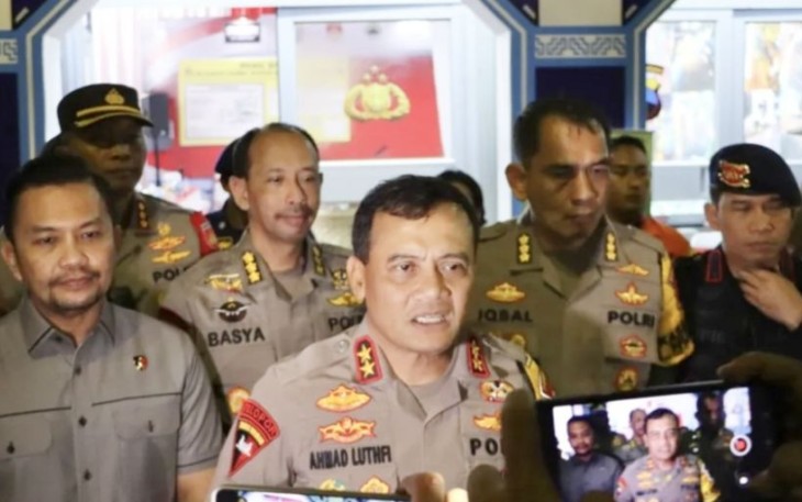 Kapolda Jateng Irjen Pol Ahmad Luthfi saat memberikan keterangan pers, Jum'at (21/4)