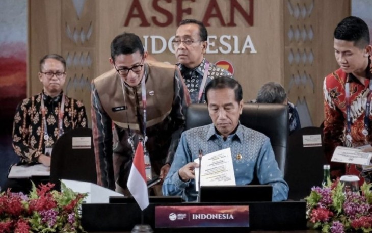 Presiden RI Joko Widodo (Jokowi) memimpin Konferensi Tingkat Tinggi (KTT) Ke-15 Indonesia-Malaysia-Thailand Growth Triangle (IMT-GT), Kamis (11/05/2023), di Hotel Meruorah, Labuan Bajo