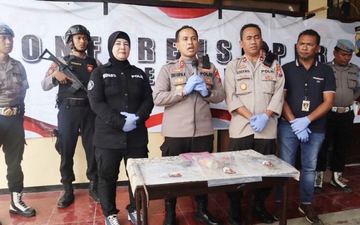 Kapolres Sumenep AKBP Edo Satya Kentriko saat konferensi pers, Jum'at (11/5)