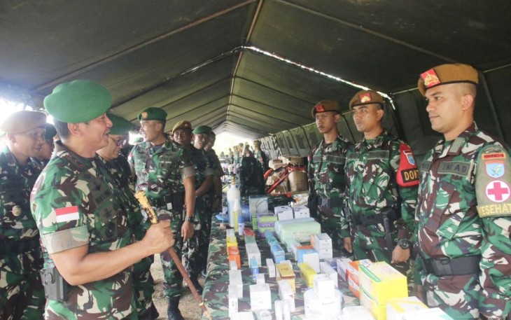 Pangdam XII/Tpr Mayjen TNI Iwan Setiawan saat memotivasi prajurit Yonarmed 16/TK, Rabu (17/5)