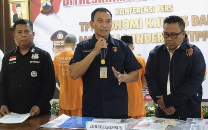 Ditreskrimsus Polda Jateng berhasil mengungkap konspirasi penyelewengan dana yayasan pembina Universitas Muria Kudus senilai Rp 24 Milyar