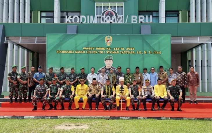 Foto bersama Tim Wasev Mabesad, Senin (2/10)