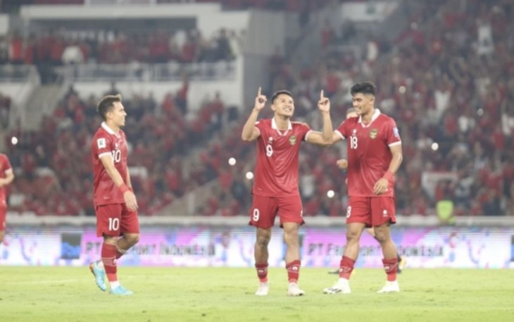 Dimas Drajad (9) usai melesakkan goal ke gawang Brunei Darussalam, Kamis (12/10)