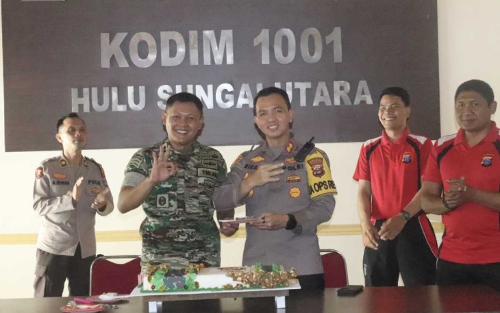 Dandim 1001/HSU-BLG Letkol Inf Dhuwi Hendradjaja bersama Kapolres Balangan AKBP Riza Muttaqin, Jum'at (13/10)