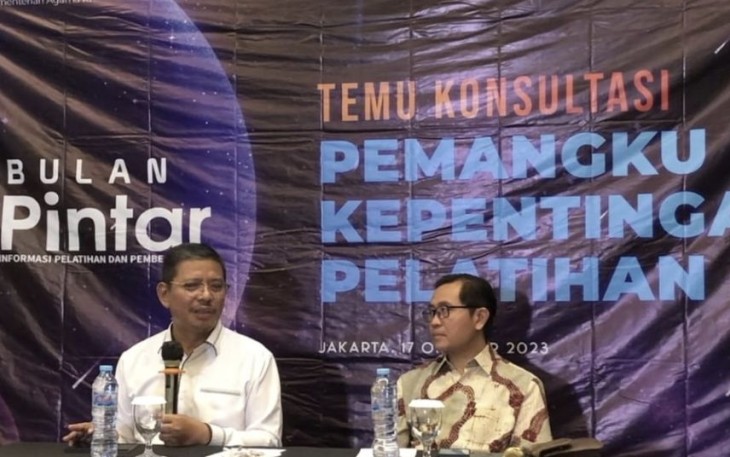 Kepala Balitbang Diklat Kemenag Amin Suyitno (berbaju putih) sedang menyampaikan papara dalam Temu Konsultasi Pemangku Kepentingan Pelatihan di Jakarta, Selasa (17/10/2023)