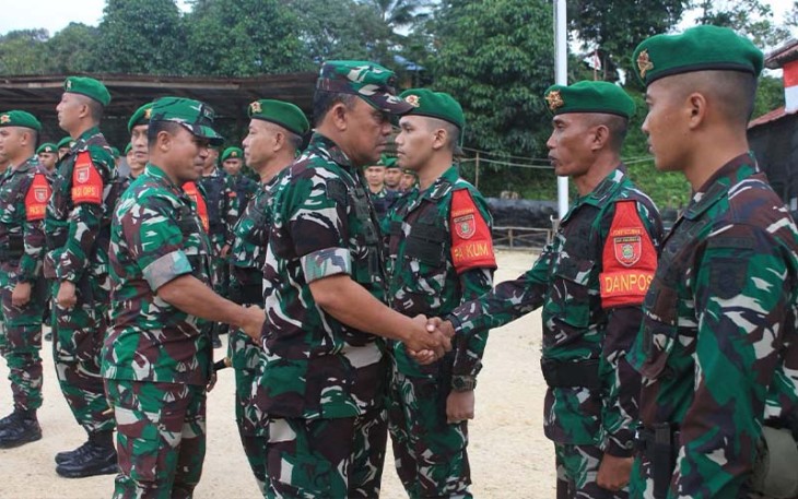 Pangdam XVIII/Kasuari saat Apresiasi Satgas Yonif 623/BWU di Wilayah Penugasan