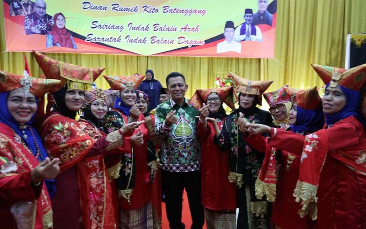 Gubernur Ansar saat Hadiri Pengukuhan PSMM Tanjungpinang 2023-2027