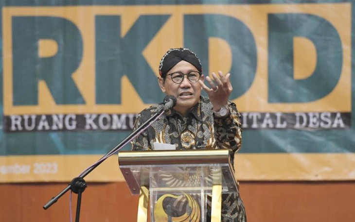 Gus Halim dalam acara penyerahan Bantuan Sarana dan Prasarana Ruang Kominikasi Digital Desa (RKDD) di Hotel Bidakara Jakarta, Senin (27/11/2023).