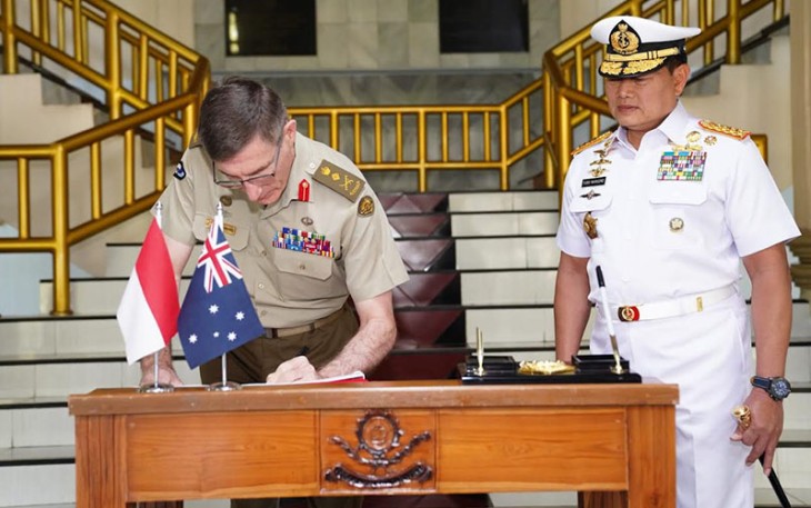 Panglima TNI Laksamana TNI Yudo Margono bersama Panglima Angkatan Bersenjata Australia Jenderal Angus Campbell, AO, DSC