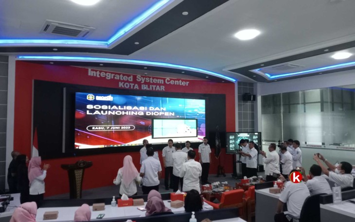 Situasi Peluncuran Aplikasi DIOPEN di Diskominfotik Kota Blitar. (Foto : Faisal NR / Klikwarta.com)