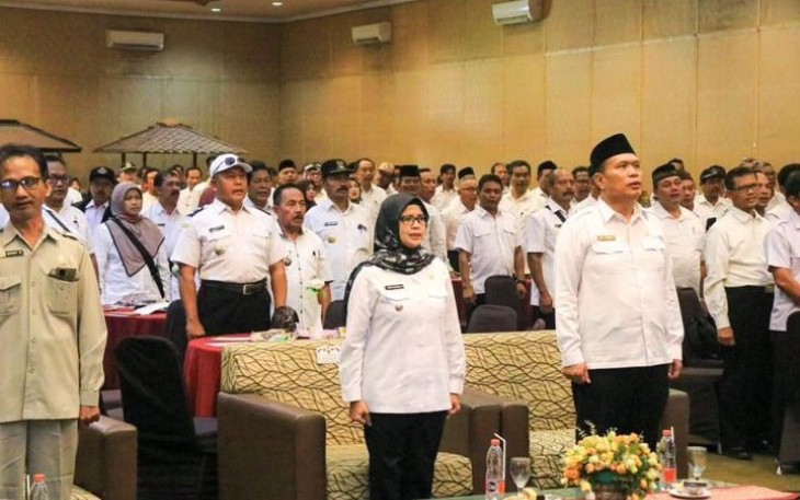 Bupati Blitar Rini Syarifah Hadiri Rakorwas Desa Tahun 2023 di Hotel Puri Perdana Blitar
