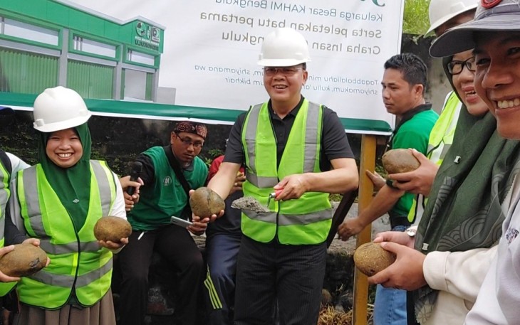 Gubernur Rohidin Mersyah saat Peletakan Batu Pertama, Sabtu (29/04/2023).