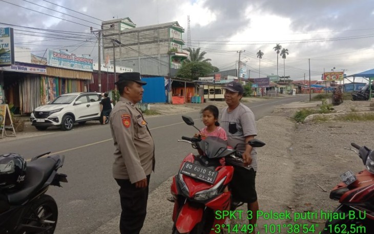 Patroli Dan Sambang Warga, Polisi Ajak Warga Jaga Kamtibmas Yang Kondusif