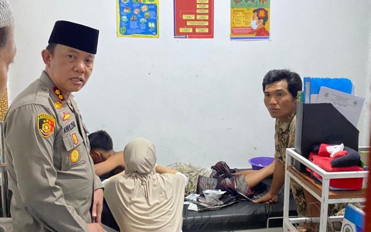 Ke Puskesmas, Kapolres Lebong Jenguk Korban Penusukan