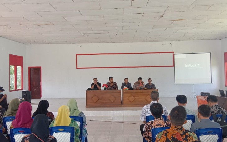 Kapolsek Kerkap Hadiri Rapat Pleno Terbuka Rekapitulasi DPHP Kecamatan Kerkap