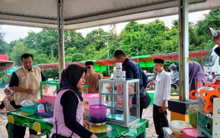 Bersama BPOM, Polres Seluma Monitoring dan Pengecekan Takjil