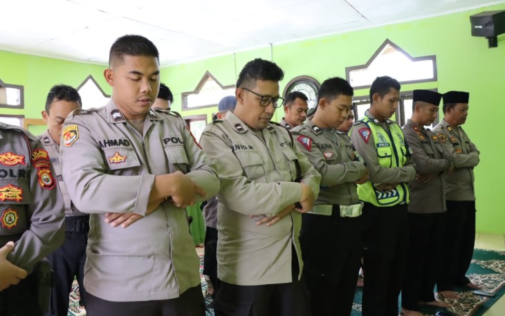 Polres Lebong Gelar Salat Ghaib