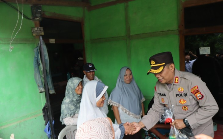 Kapolres Kepahiang Pimpin Langsung Pemberian Bantuan Kemanusian Untuk Negeri