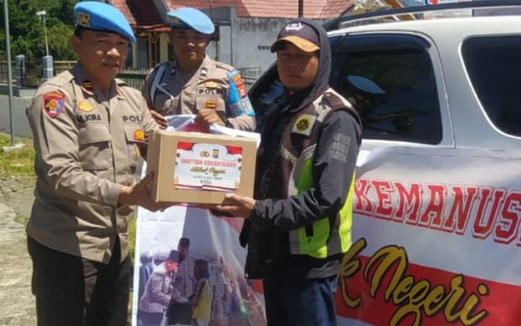 Penghujung Ramadan, Polres Rejang Lebong Terus Salurkan Bantuan Sosial 