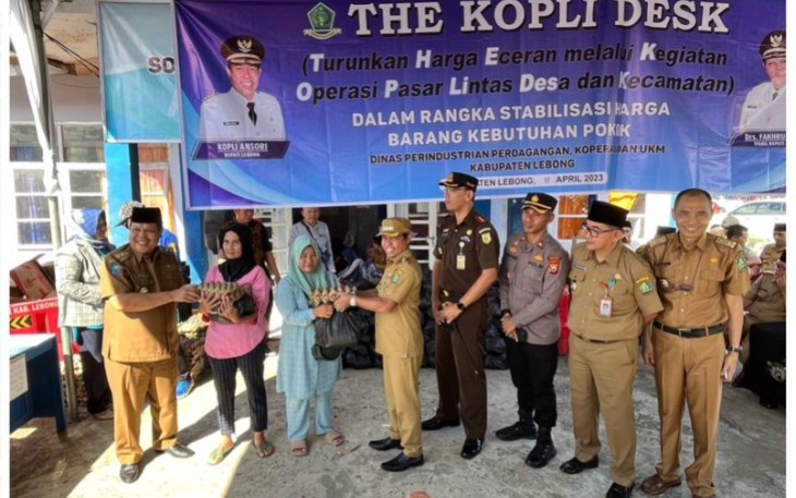 Bersama Forkopimda, Wakapolres Operasi Pasar Murah The Kopli Desk