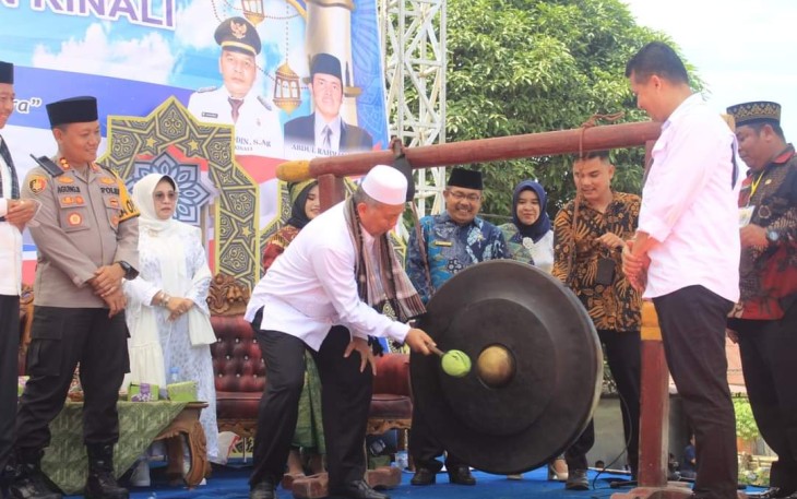 Bupati Pasbar Hamsuardi Resmi Buka MTQ Nasional ke-XIl Tingkat Kecamatan Kinali Tahun 2023
