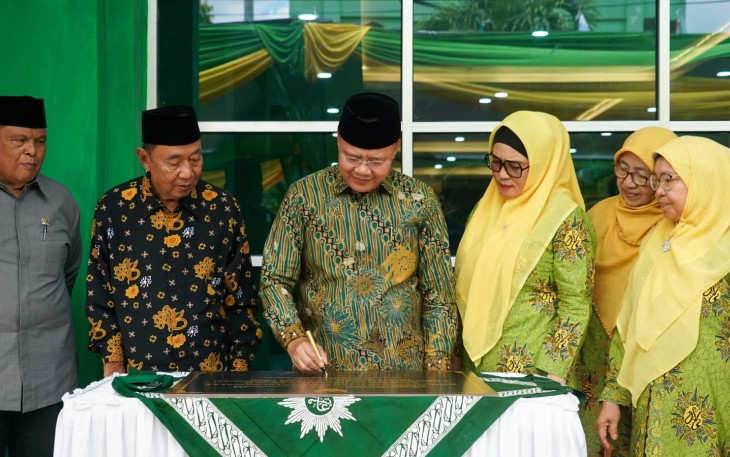 Gubernur Bengkulu Rohidin Mersyah Resmikan Gedung Dakwah PWA