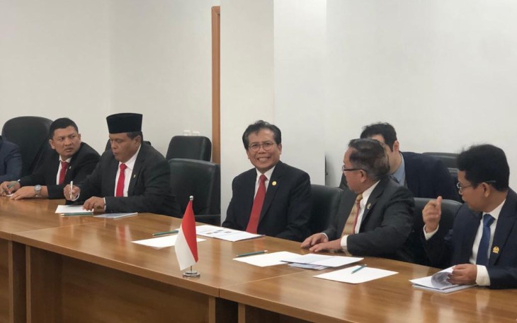 Delegasi Komite I Dewan Perwakilan Daerah Republik Indonesia (DPD) RI yang dipimpin Wakil Ketua DPD RI, Nono telah diterima dan berdialog dengan Kementerian Ekonomi Nasional Kazakhstan.