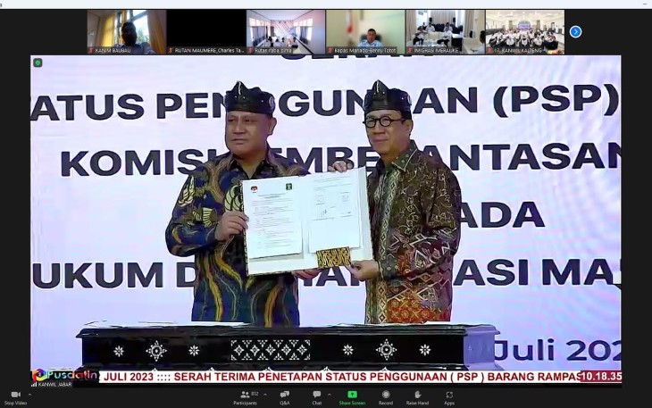 Penandatanganan berita acara penyerahan barang rampasan dari Komisi Pemberantasan Korupsi Kepada Kementerian Hukum Dan Hak Asasi Manusia Republik Indonesia sekaligus penetapan status penggunaan barang milik negara yang berasal dari barang rampasan negara.