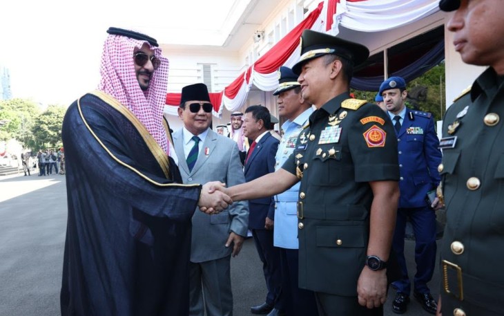 Kasum TNI saat Bertemu dengan Menhan Arab Saudi